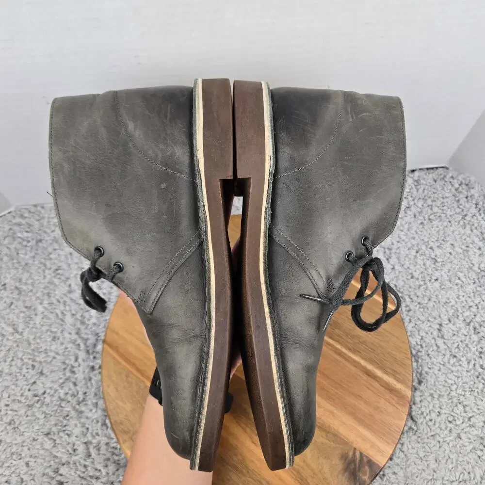 Clarks Mens 9M Bushacre 2 Gray Leather Casual Daily Lifestyle Desert Chukka Boot